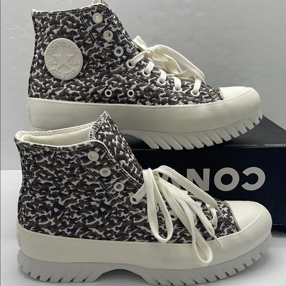 Converse WMNS High-Top Platforms A00877C CTAS LUGGED 2.0 HI SAND DUNE/EGRET/EGRT